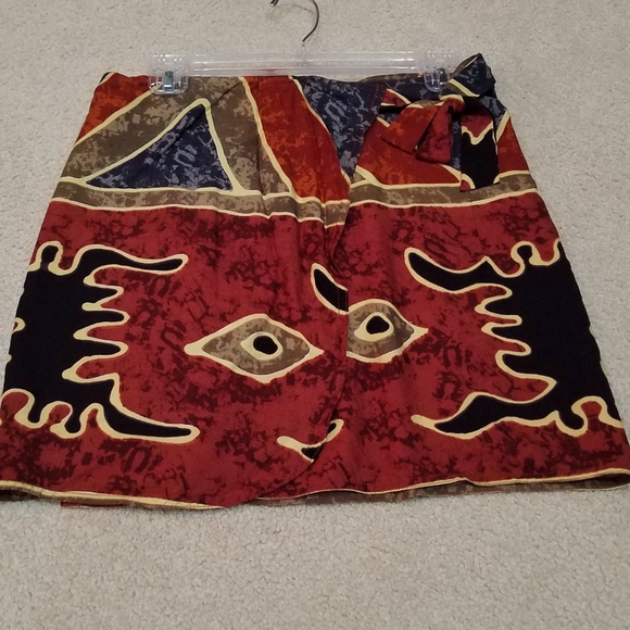East Winds Trading Co Wrap Around & Self Tie Mini Skirt Batik-Like Print NWOT - Picture 8 of 8